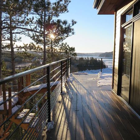 Gite Du Haut Des Arbres Saguenay Ngoại thất bức ảnh