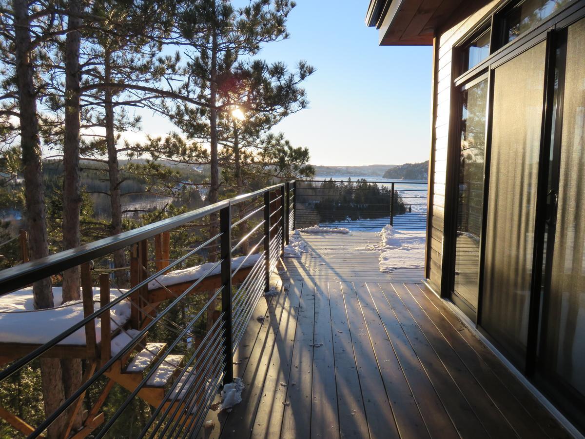 Gite Du Haut Des Arbres Saguenay Ngoại thất bức ảnh