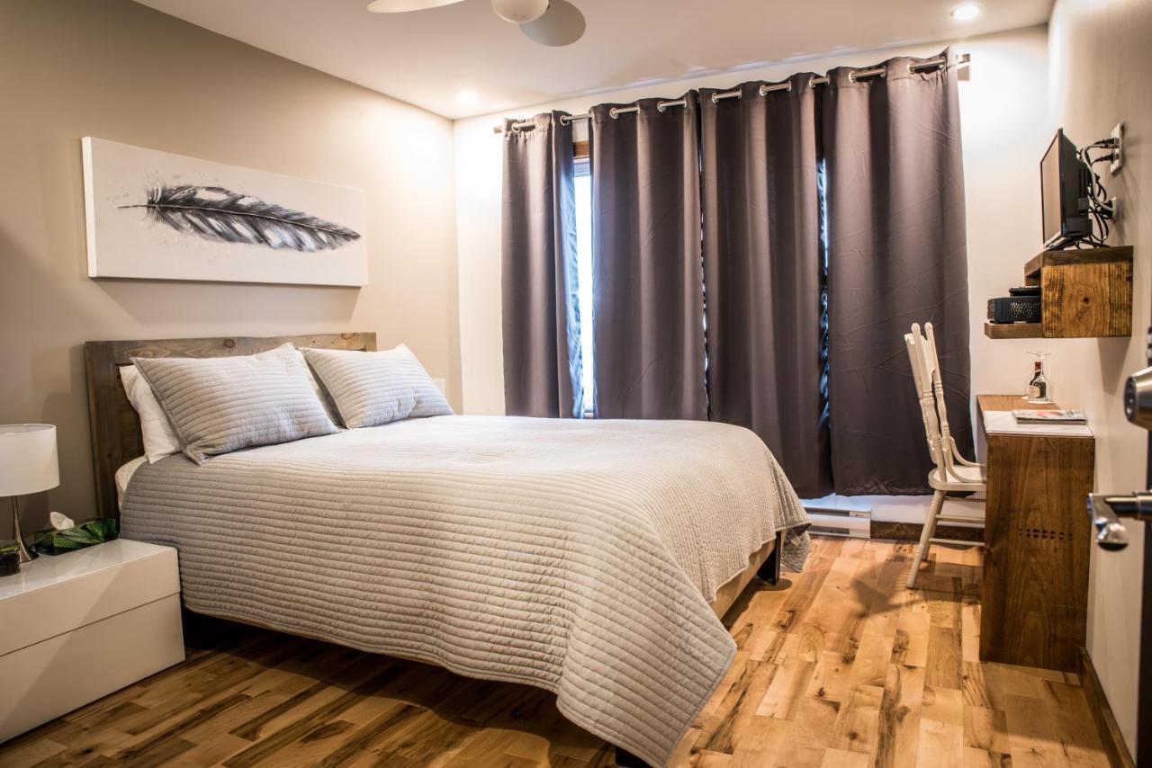 Gite Du Haut Des Arbres Saguenay Ngoại thất bức ảnh